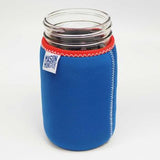 Funda Aislante "Mason Monster Eco Insulator" Color Reversible Azul/Negro/Rojo Para Frasco Ball De 1 Quart.